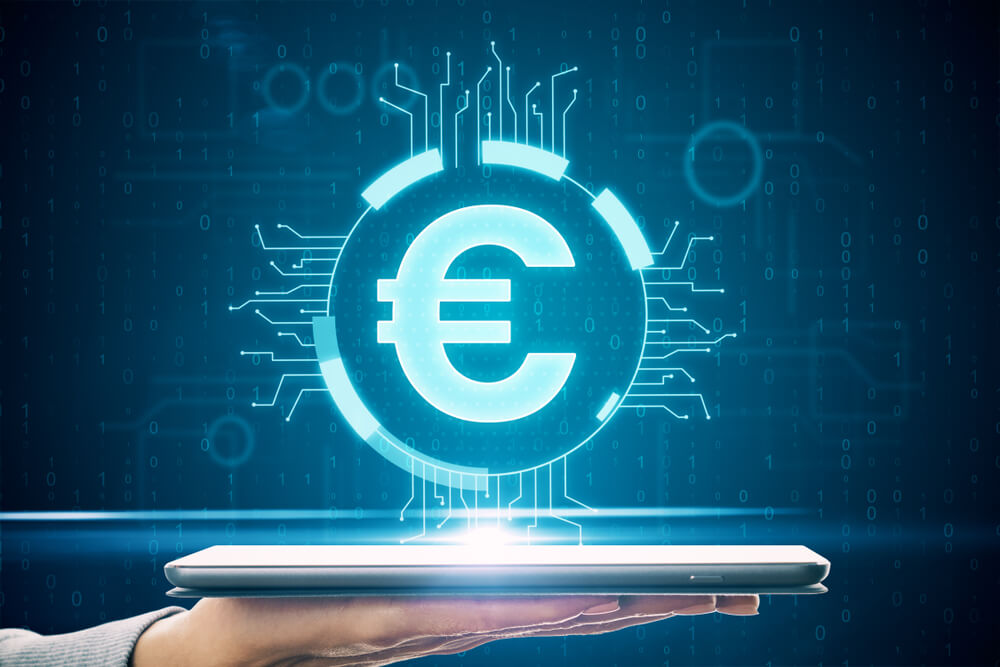 Amazon and CaixaBank join forces to develop the digital euro