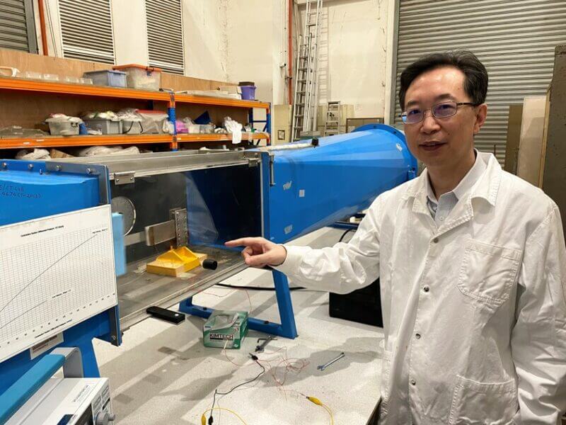 Scientists develop a device that converts light breeze into electricity