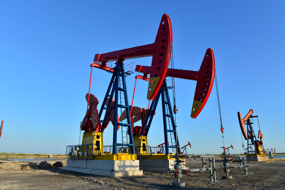 Malaysian state company Petronas studies investing in oil and gas in Bolivia