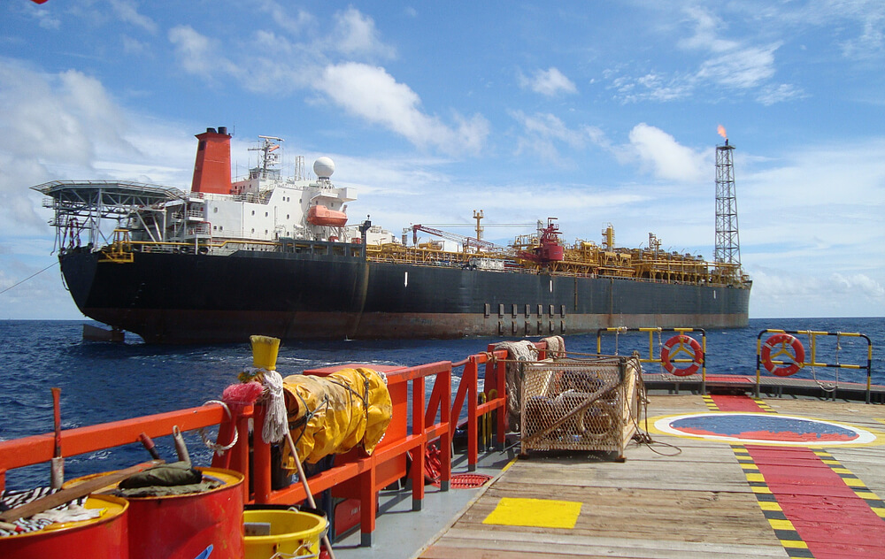 Petrobras reports an oil discovery near the Sépia field, in the Brazilian sea