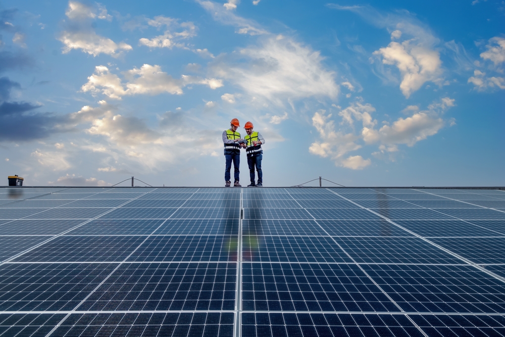 Shell acquires 2,000 photovoltaic megawatts from Green Tie Capital in Spain